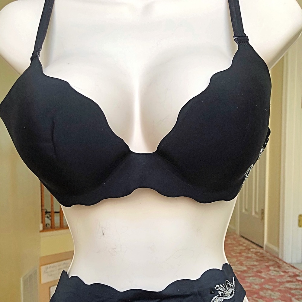 Victoria Secret Push Bra Set
